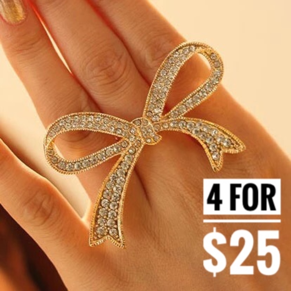 4 for $25 SALE!!!! Rhinestone Bow Ring - Picture 1 of 3